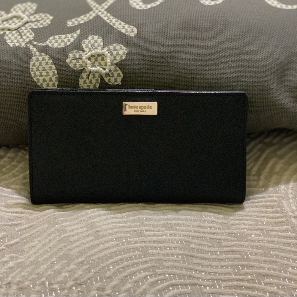 NWOT Kate Spade Wallet